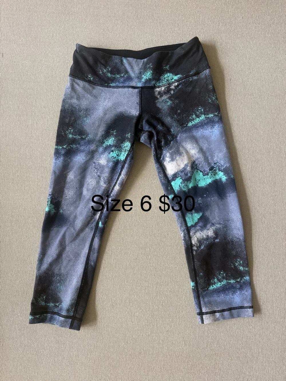 lululemon athletica Girls' Capri Leggings in Black and Teal Splash